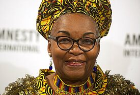 Alice Nkom ist mit dem Menschenrechtspreis von Amnesty International ausgezeichnet worden. Die Menschenrechtsorganisation ehrte die 68-Jährige mit dem mit 10.000 Euro dotierten Preis für ihren Einsatz zugunsten von Homosexuellen.