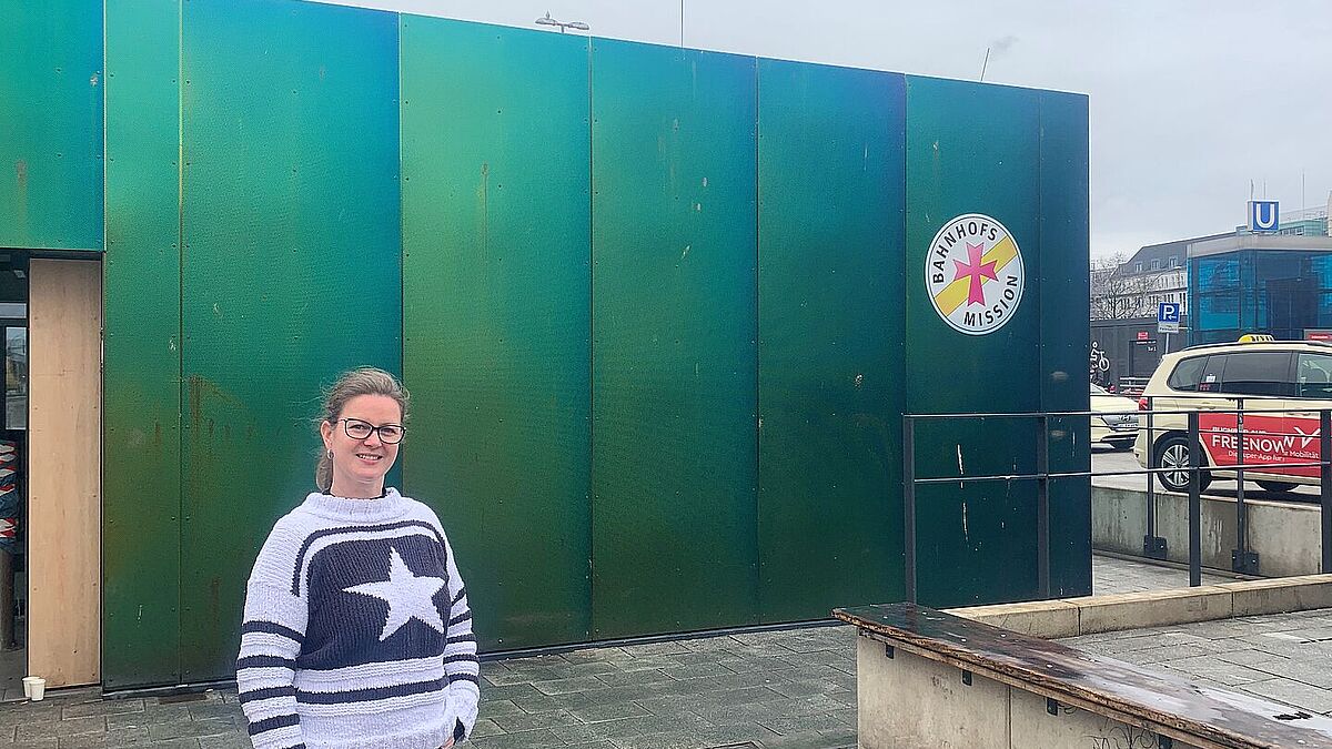 Seit dem 1. Januar ist Katarina Kalbouni die neue Leitern der Bahnhofsmission in Hamburg. 