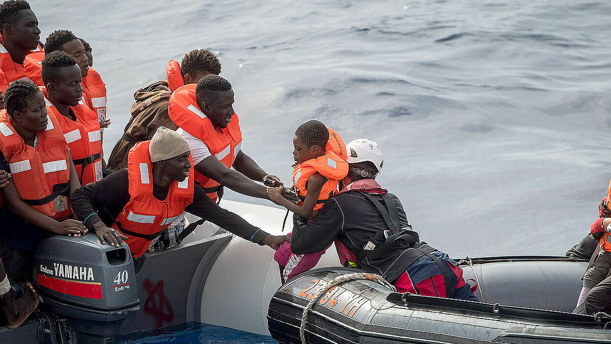 Die Sea-Watch im Einsatz im Mittelmeer (Archiv 2016)