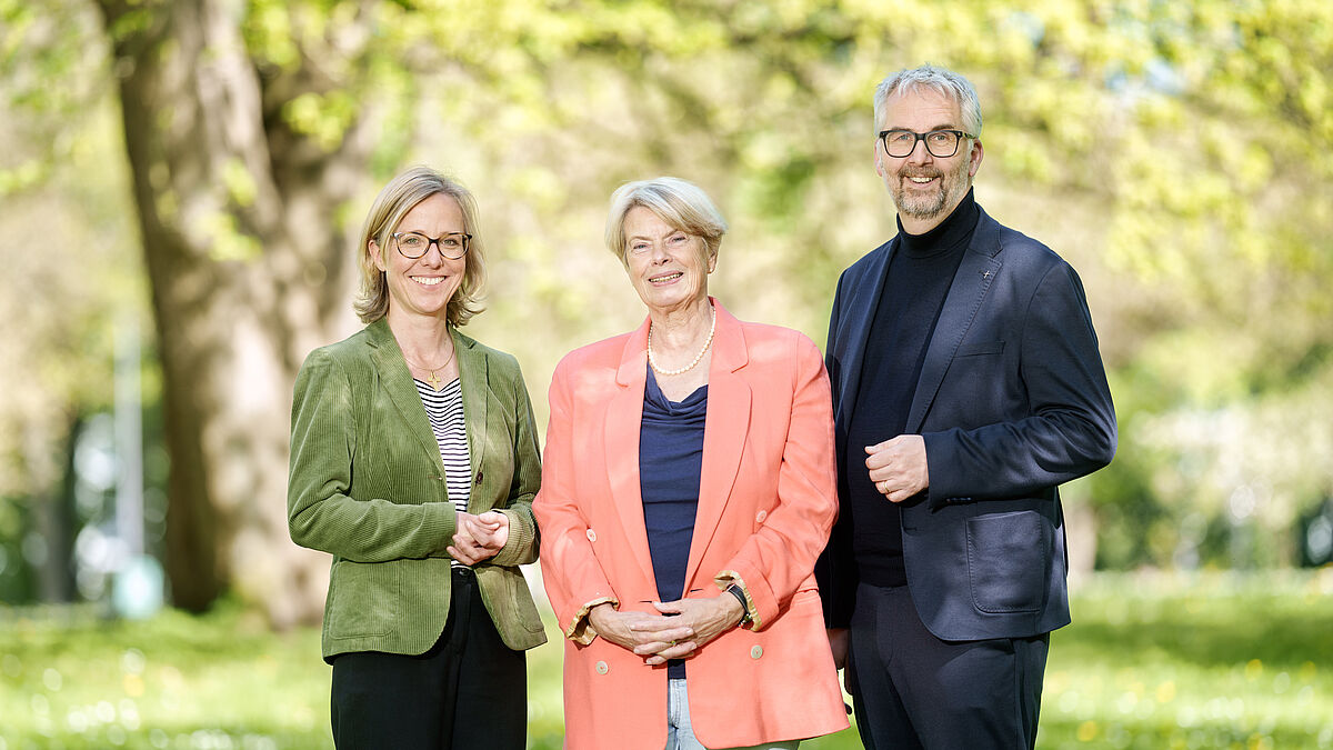 Stellen sich zur Wahl: Pastorin Nora Steen (links) und Pastor Friedemann Magaard. Präses Ulrike Hillmann wird den Wahlvorschlag auf der Synode am 24. Juni begründen.  