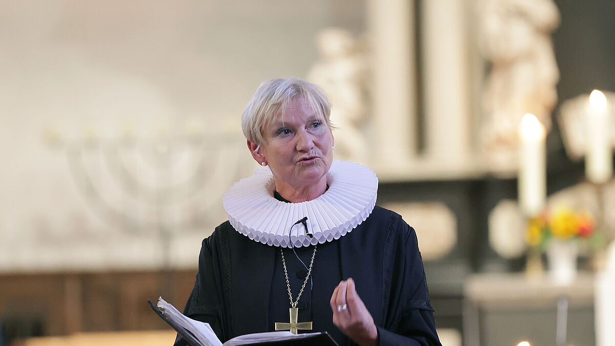 Bischöfin Kirsten Fehrs predigte im Synoden-Gottesdienst zum Thema Schutzkonzept