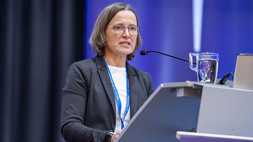 Nele Bastian bei Landessynode November 2025 Nele Bastian bei Landessynode November 2025