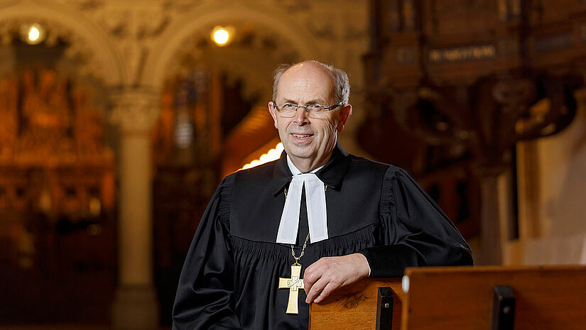 Bischof Gothard Magaard freut sich auf den Ostergottesdienst im Dom