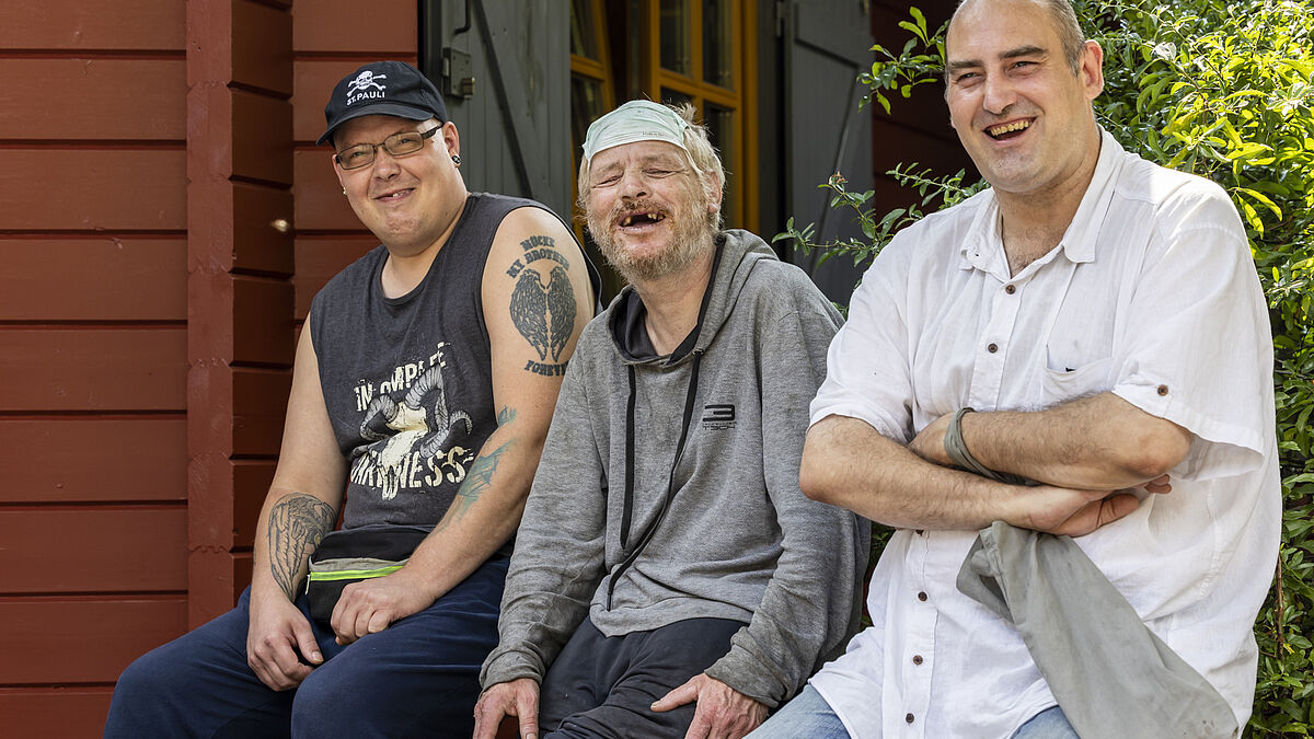 Die Alimaus ist eine Einrichtung für wohnungslose und bedürftige Menschen. Der Hilfsverein St. Ansgar ist der Träger. Die Alimaus finanziert sich ausschließlich über Spenden.