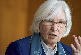 Synoden-Präses Irmgard Schwaetzer möchte wieder für kandidieren