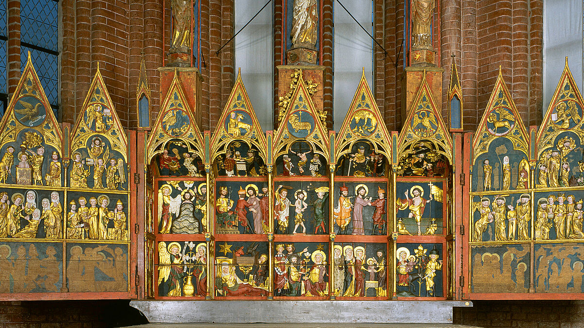 Dreifluegeliger Hochaltar, Klosterkirche Cismar 