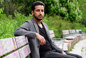 Salah Zater ist aus Libyen geflohen. Jetzt lebt der Journalist in Hamburg