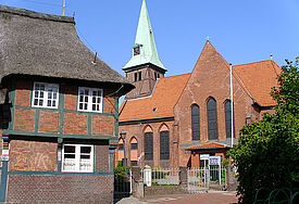 Evangelische Kreuzkirche in Wilhelmsburg wird 625 Jahre alt