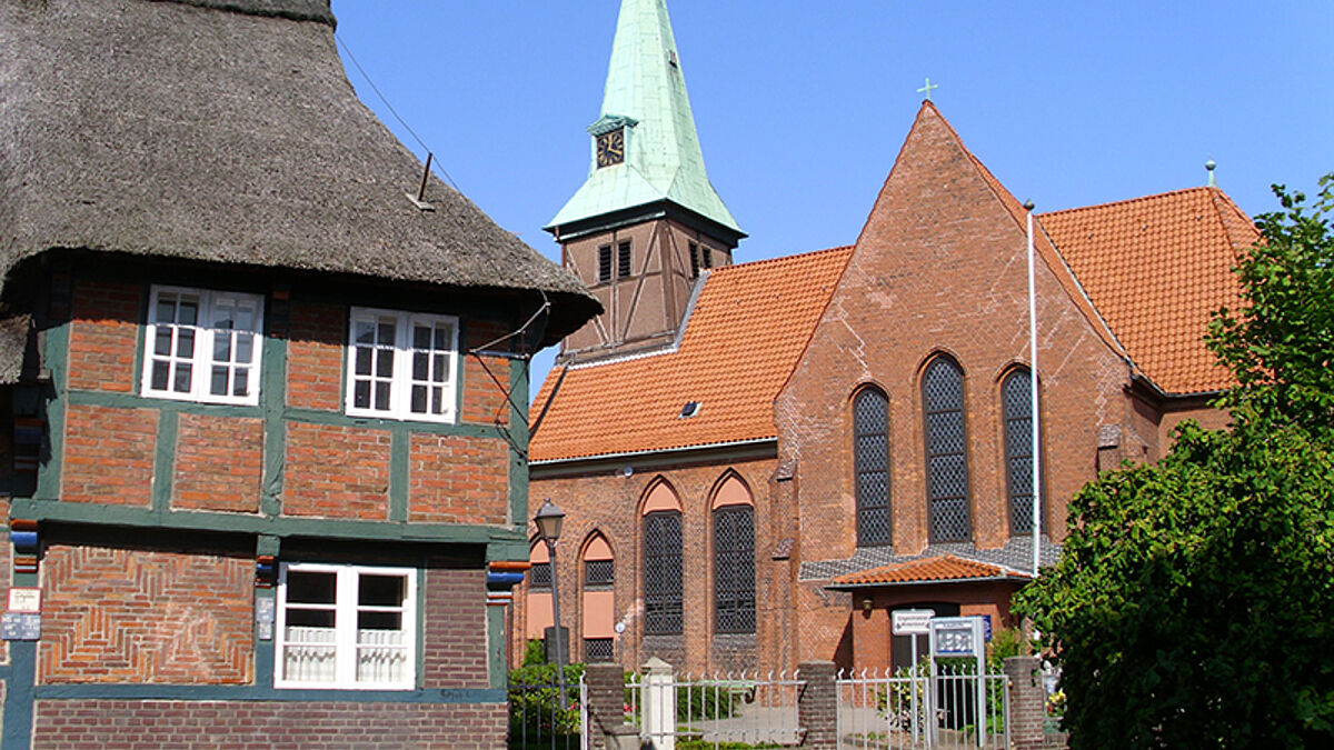 Kleinod: Die Evangelische Kreuzkirche in Wilhelmsburg wird 625 Jahre alt 