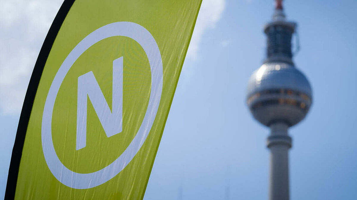 In Berlin findet auf Einladung des Bundeskanzlers die Jahrestagung des Rates für Nachhaltige Entwicklung statt. Als Beauftragte der EKD für Schöpfungsverantwortung war Landesbischöfin Kristina Kühnbaum-Schmidt zu einem Impuls eingeladen.