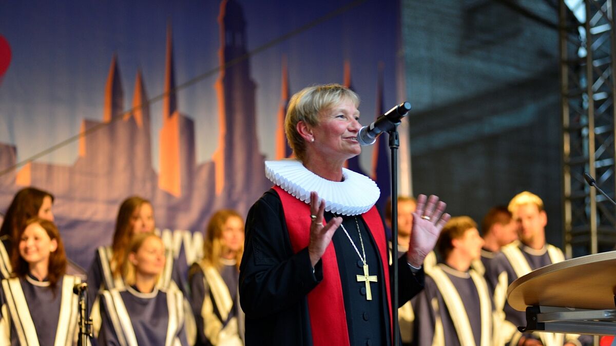 Die Hamburger Bischöfin Kirsten Fehrs eröffnete die Nacht der Kirchen in Hamburg auch im vergangenen Jahr.