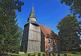 Dorfkirche in Neu Boltenhagen in Mecklenburg-Vorpommern.