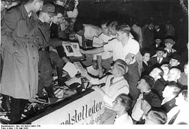 Bücherverbrennung durch die Hitlerfaschisten im Mai 1933 in Hochschulstädten Deutschlands