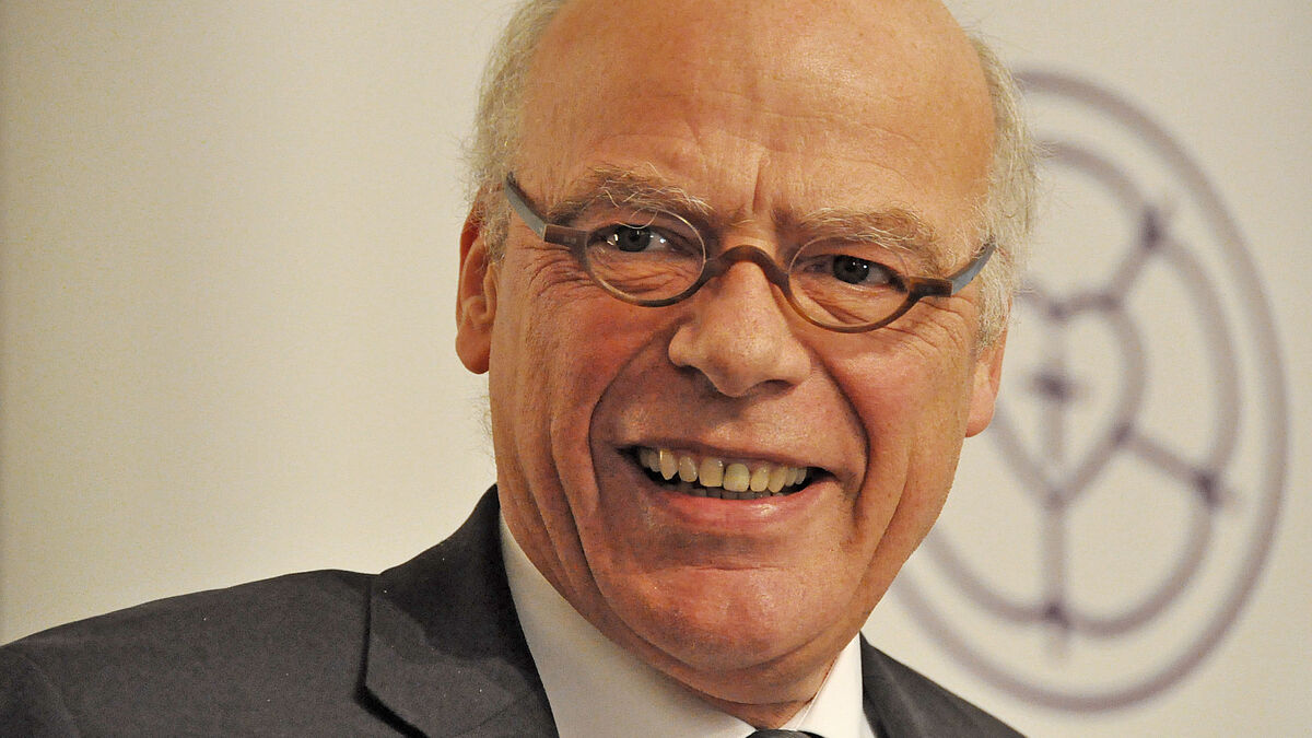 Landesbischof Gerhard Ulrich