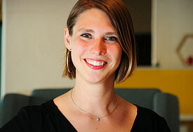 Porträt von Jil Becker
