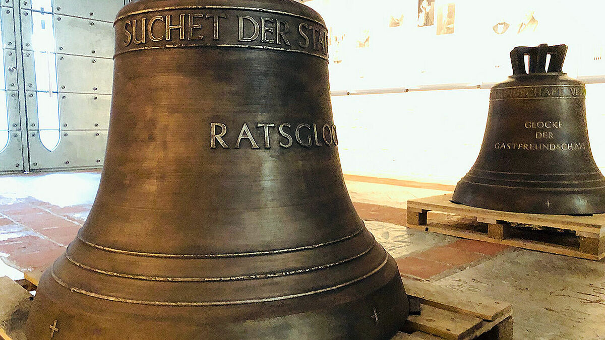 Zwei neue Glocken für den Nordturm von St. Marien: die "Ratsglocke" und die "Glocke der Gastfreundschaft"