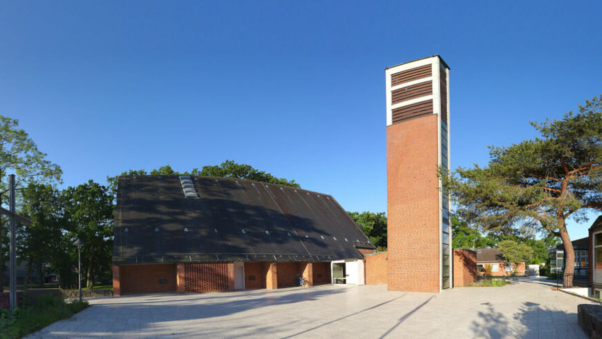 Die Cornelius-Kirche in Hamburg Fischbek startet am 11. September ihre zweite Impfaktion. Gesucht werden noch Helferinnen und Helfer für den organisatorischen Ablauf. 
