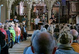 Mit viel Musik und szenischen Darbietungen wurde der Jugendgottesdienst am Buß- und Bettag im Schleswiger Dom gefeiert