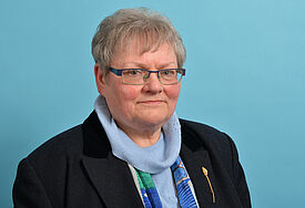 Renate Kastenbauer erhält die Bugenhagenmedaille
