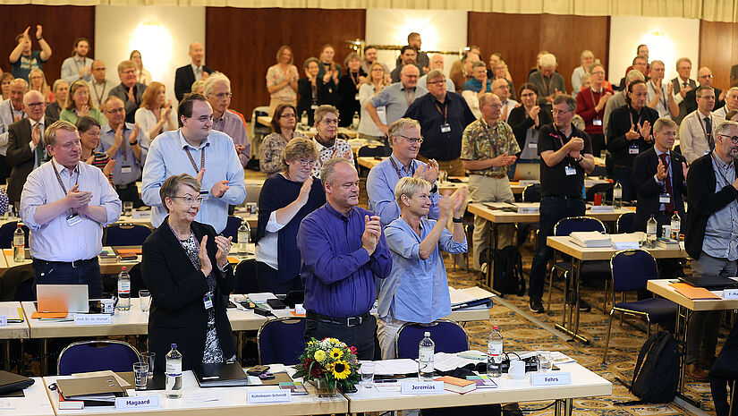 Bischof Gothart Magaard bei seinem letzten Sprengel-Bericht vor der Landessynode September 2023