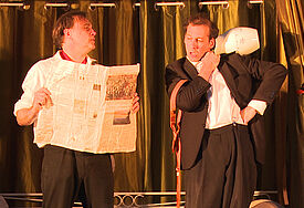 Szene aus dem Stück "Mord in der Rue de Lourcine"