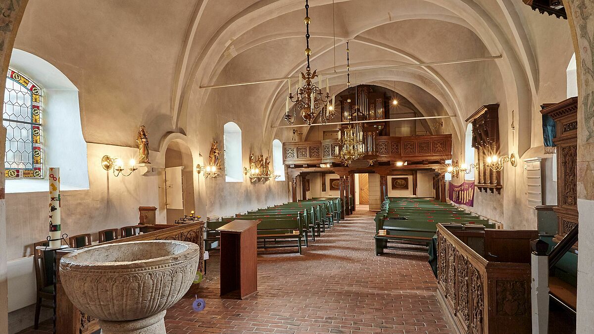 Der Innenraum der Marienkirche in Waabs