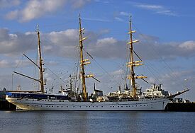 Die "Gorch Fock", das Segelschulschiff der deutschen Marine, in ihrem Heimathafen in Kiel.