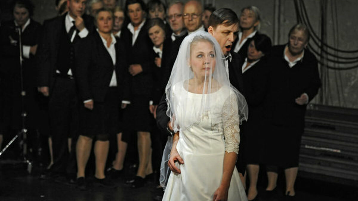 Bei der Hauptprobe zur Kirchentagsoper "Vom Ende der Unschuld" des Komponisten Stephan Peiffer im Kulturzentrum Kampnagel in Hamburg (Archiv, April 2013). 