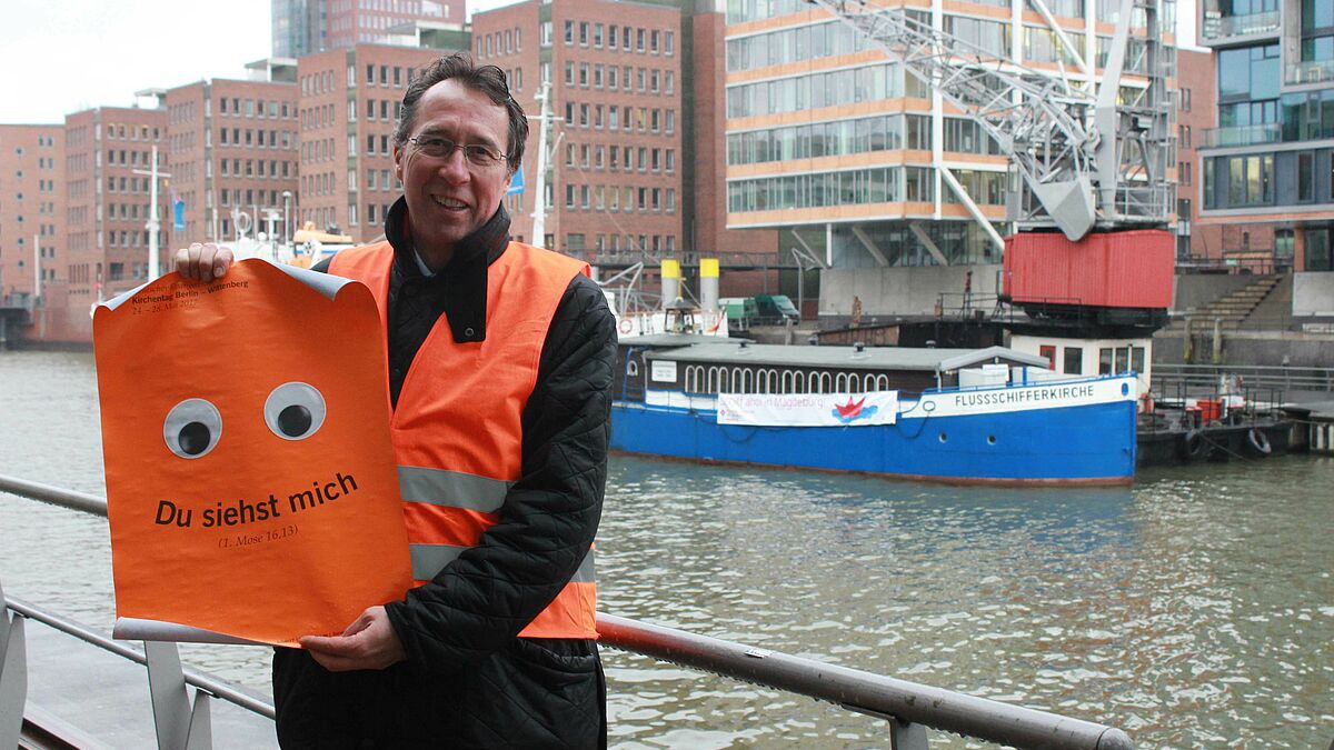 Nun sind es nur noch wenige Tage, bis sich Hamburgs Flussschifferkirche auf den Weg macht. Mit an Bord ist auch Propst Thomas Drope mit seinem Nordkirchen-Team
