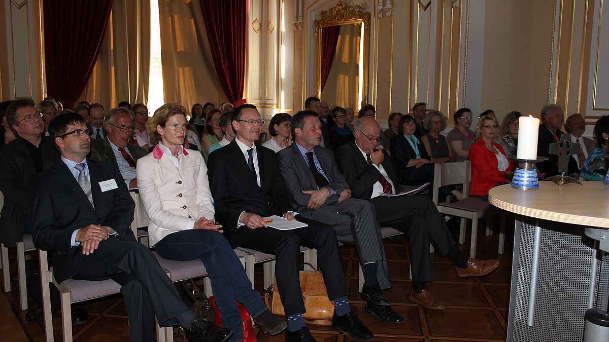 Feierlicher Akt im Festsaal im Kirchenamt in Schwerin