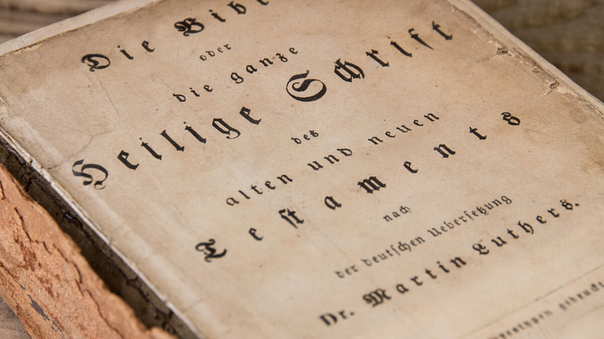 Historische Luther-Bibel (Symbolbild)
