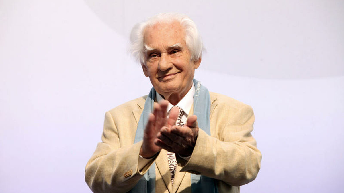 Der evangelische Theologe Jörg Zink ist tot. Er starb 9. September im Alter von 93 Jahren in seinem Haus in Stuttgart (Foto: epd-Archiv 2009)