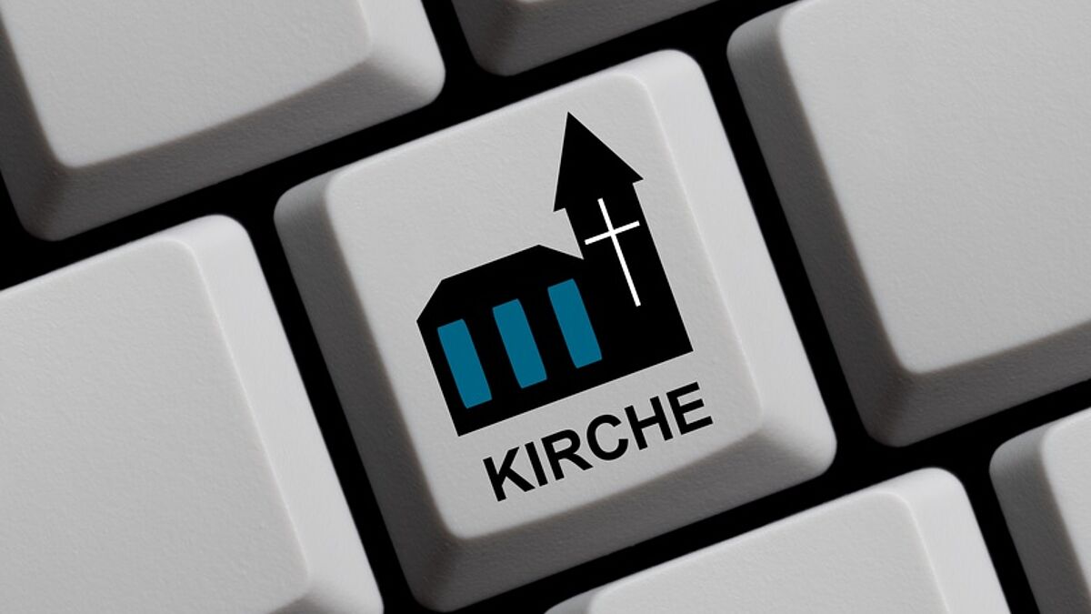 Die Kirche und neue Medien (Symbolbild)