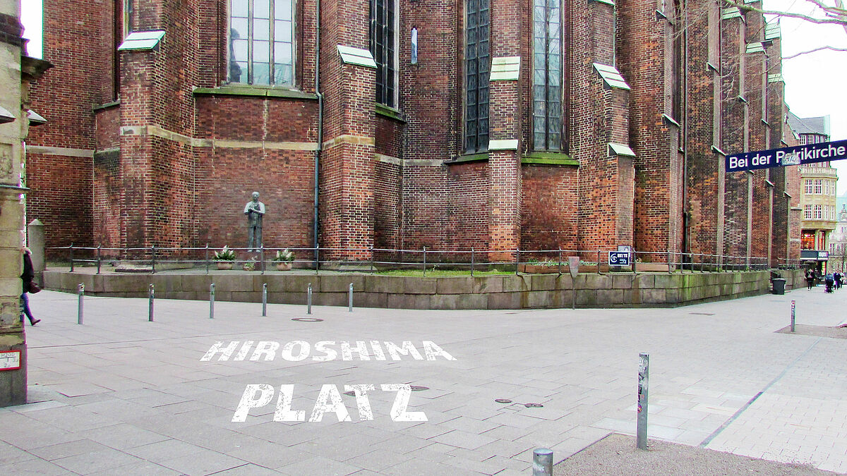 Die Kunstaktion ist vor der St. Petri-Kirche in der Hamburger City geplant (Fotomontage)