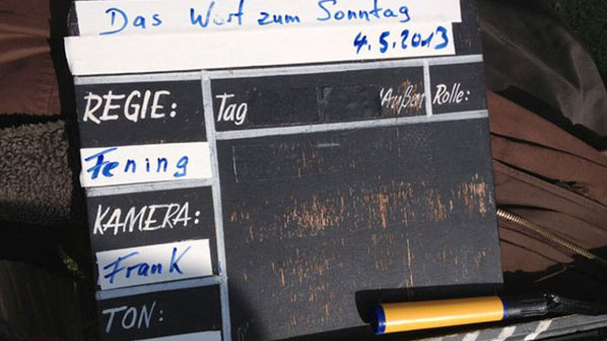 Filmklappe für Produktion des "Wort zum Sonntag" (Archivbild)