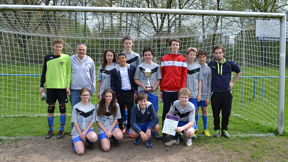Das Siegerteam des Nordkirchen-KonfiCups 2014: Die Konfirmanden aus der Kirchengemeinde Hamburg-Ottensen.