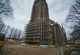 Gerüstbau am Schleswiger Domturm geht voran