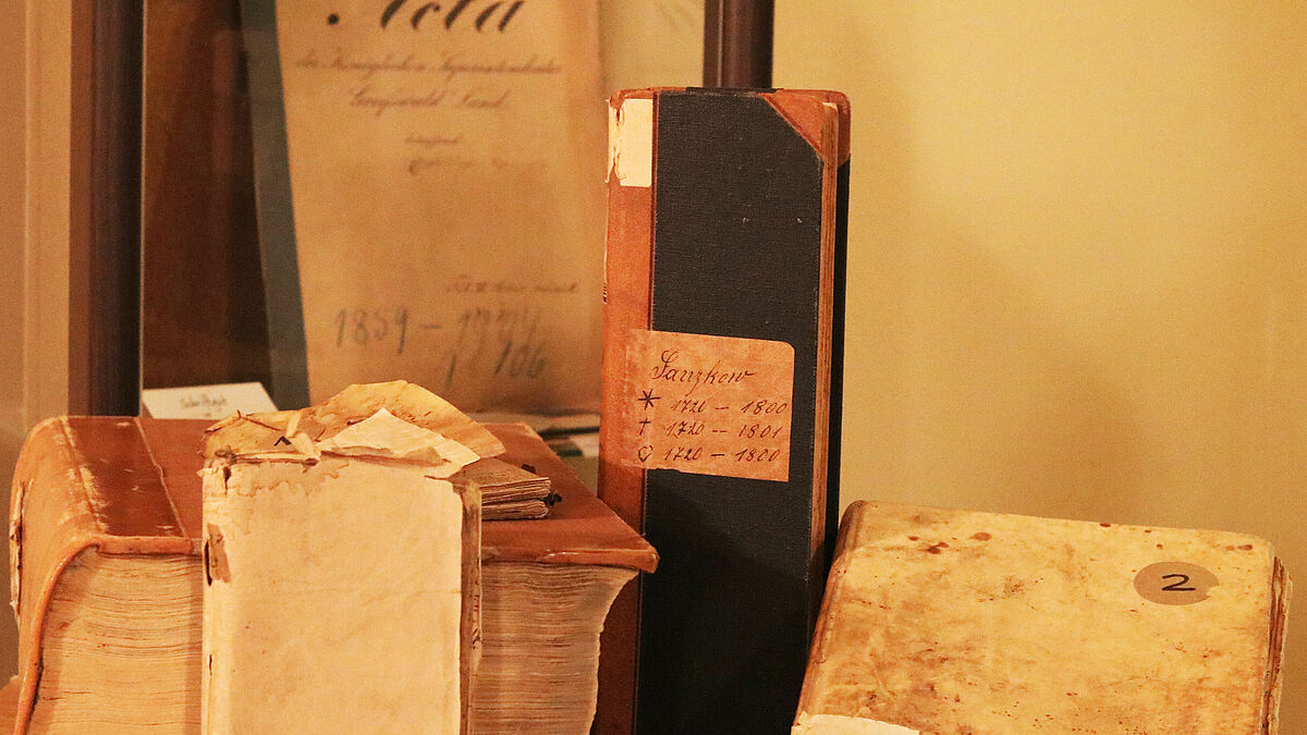 Alte Kirchenbücher in der Nordkirche.