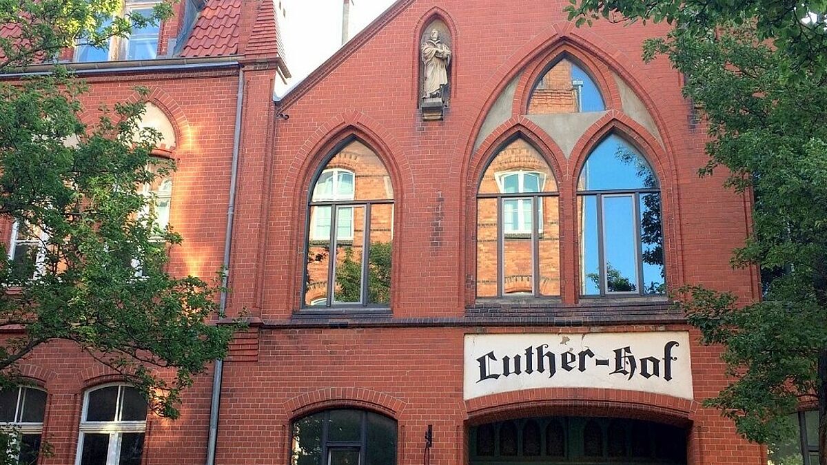 Der Lutherhof in Greifswald vor seiner Sanierung. Er soll bald barrierefrei werden. 