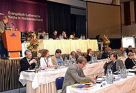 Propst Matthias Bohl brachte die Resolution ein