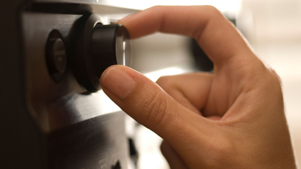 Radio hören (Symbolbild).