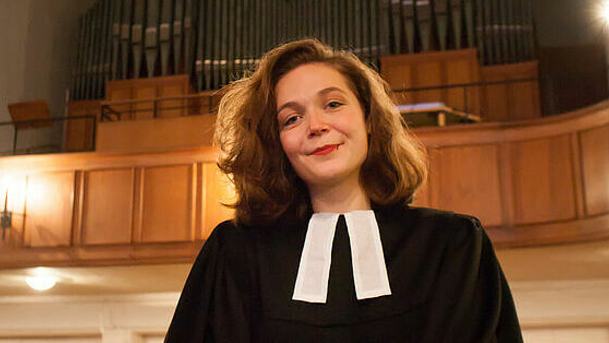 Vikarin Anna Böllert hatte die Idee zum adventlichen Gottesdienst-Marathon.