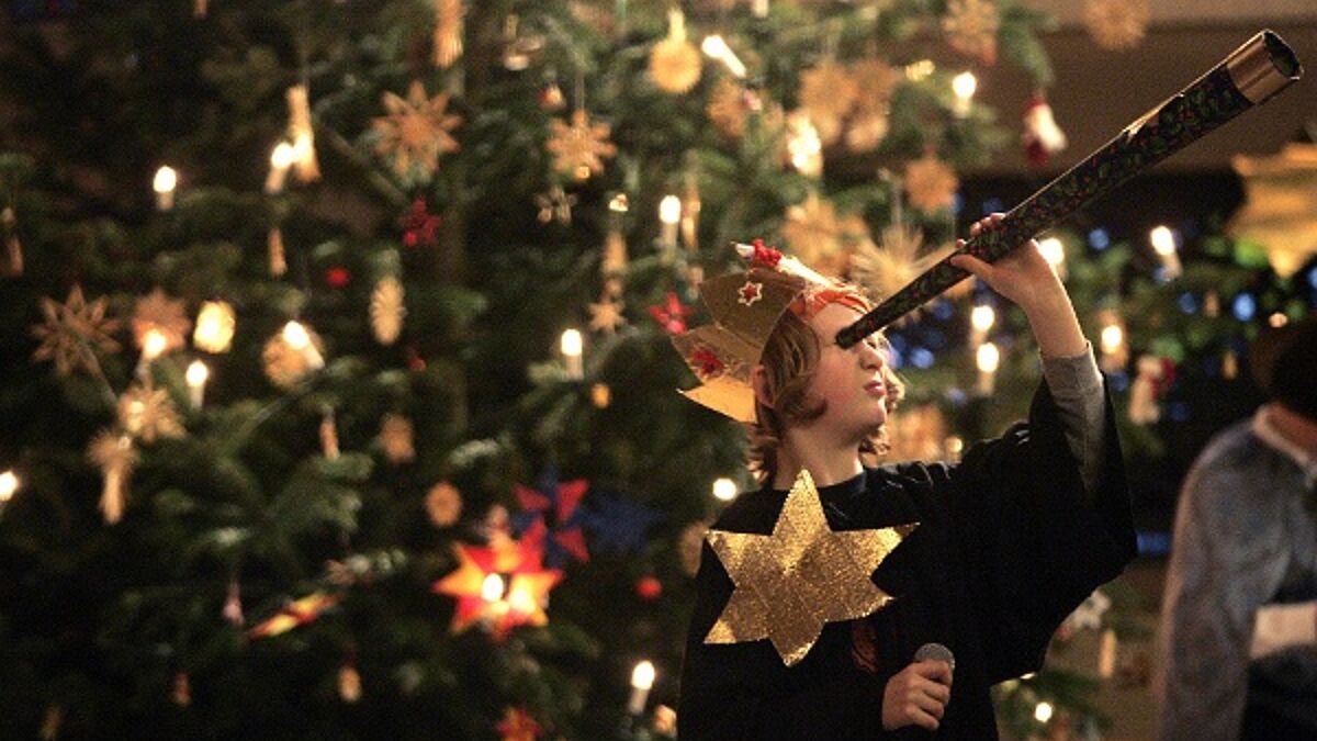 Familiengottesdienst am Heiligen Abend (24.12.05) in der Trinitatiskirche in Bochum-Riemke. Im Rahmen des Gottesdienstes wurde ein, von Kindern einstudiertes, Krippenspiel aufgeführt.