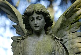 Engelsstatue auf dem Friedhof Ohlsdorf (Symbolbild).