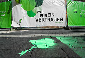 Kirchentag in Dortmund: Plakatmotiv mit Luftballons