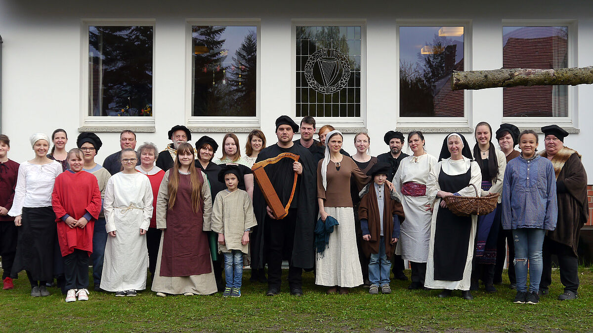 In 2017 haben die "Pommerschen Engelspierken" ein Musical zum Reformator Bugenhagen aufgeführt. Es hatte in Greifswald Premiere.