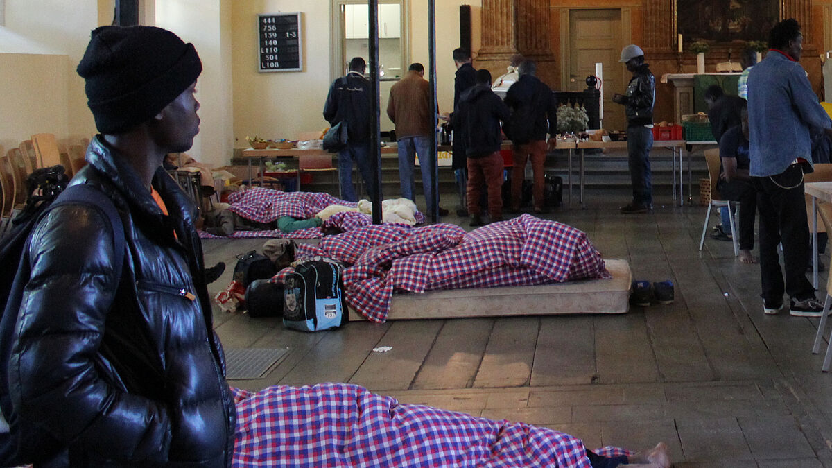 Seit Anfang Juni campieren etwa 80 Afrikaner in der Hamburger St. Pauli-Kirche.