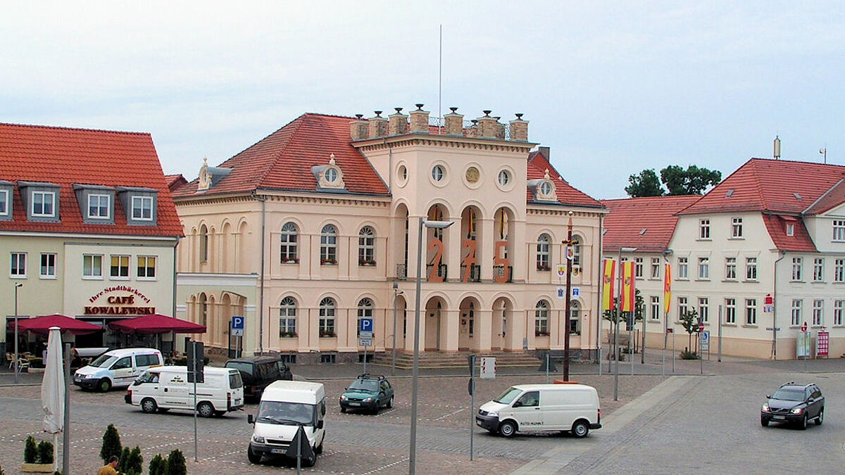 Das Neustrelitzer Rathaus.