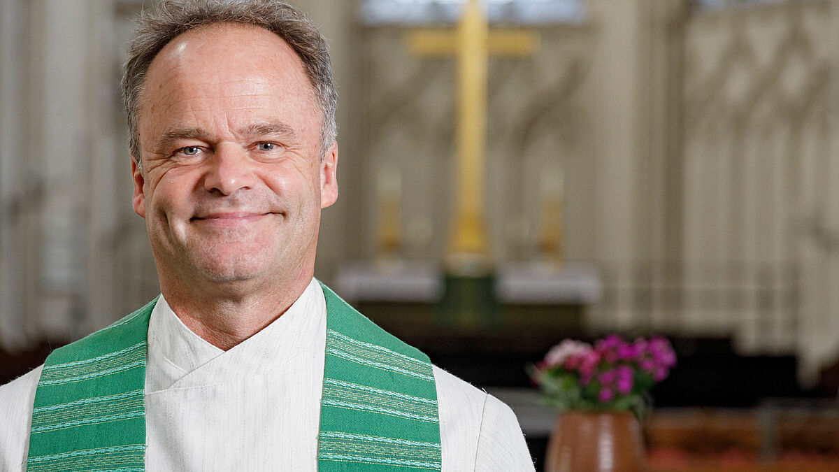 Bischof Tilman Jeremias im Greifswalder Dom.