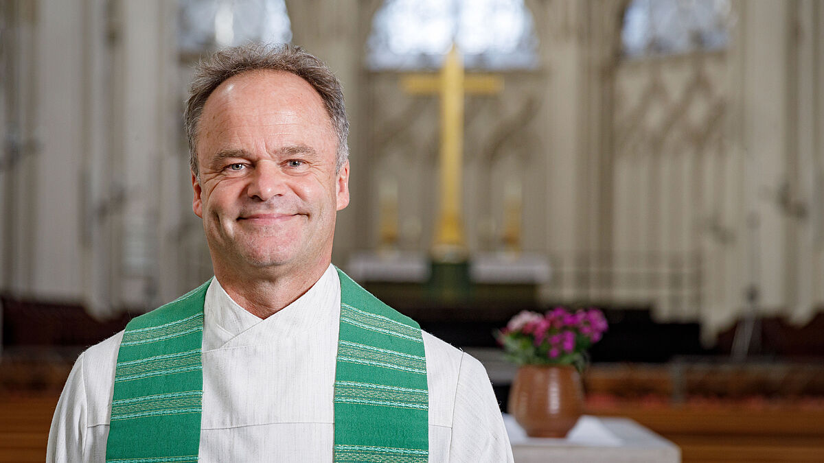 Bischof Tilman Jeremias im Greifswalder Dom.